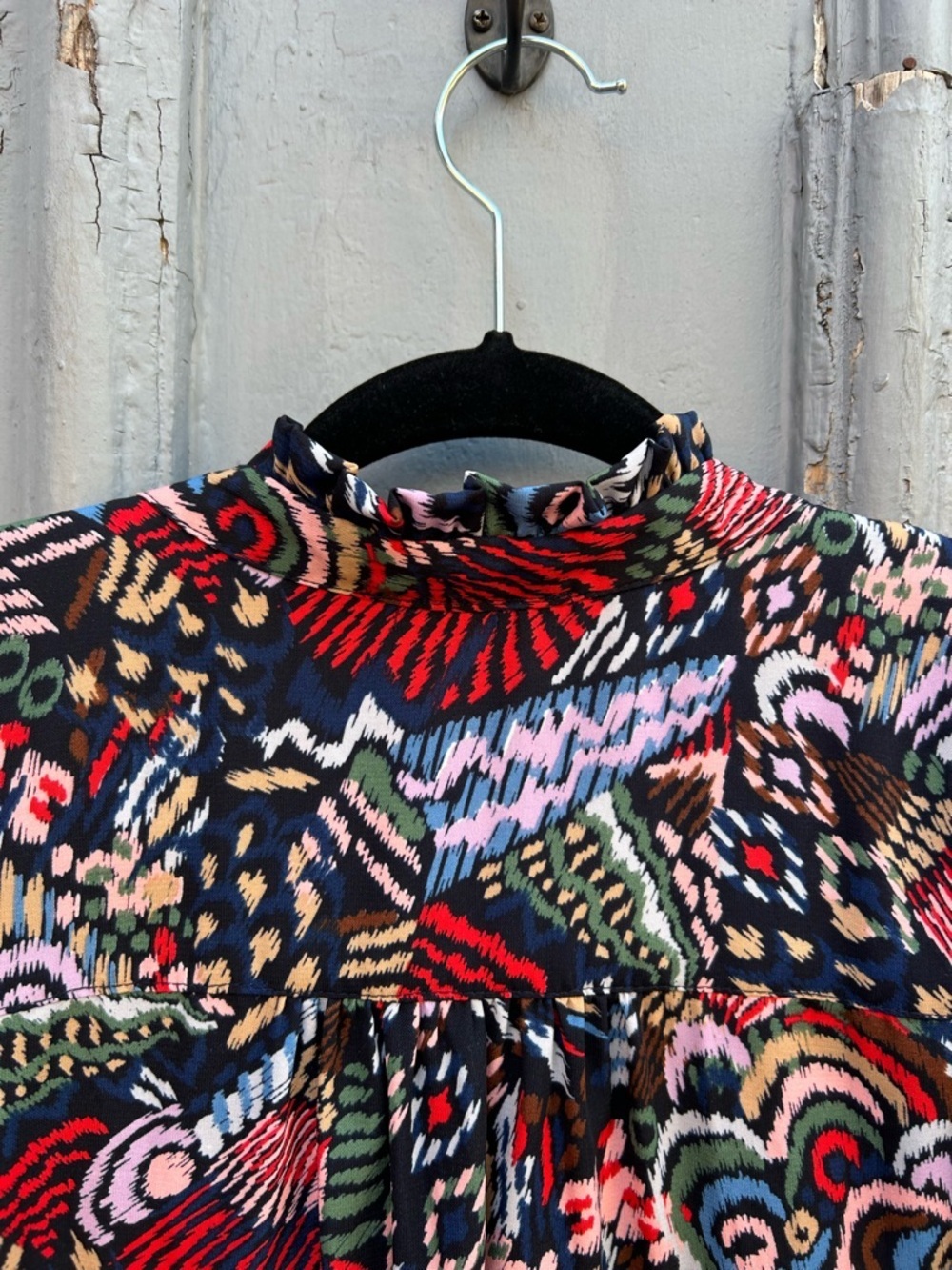 Dotty Patterned Blouse, Large - Picture 5 of 7